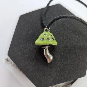 Vintage Green Mushroom Necklace 90's BOHO Hippie Pendant Adjustable Cord